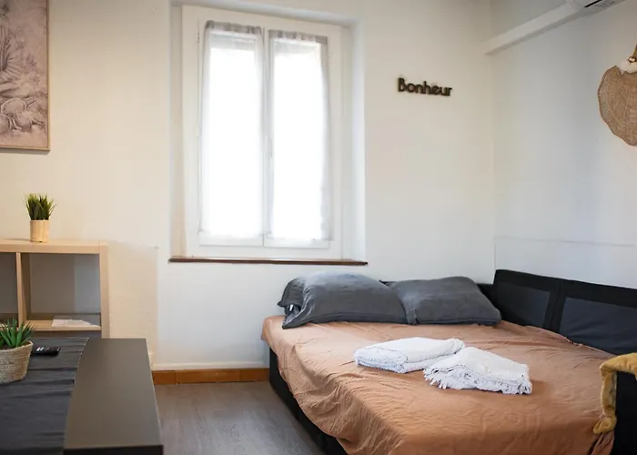 Les Appartements De L\'Horloge